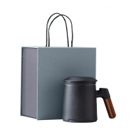 Фарфоровая чашка для чая с керамическим фильтром Zesee Selected Ceramic Tea Cup Black